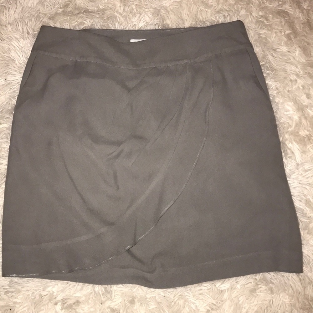 Draped pencil skirt with pockets